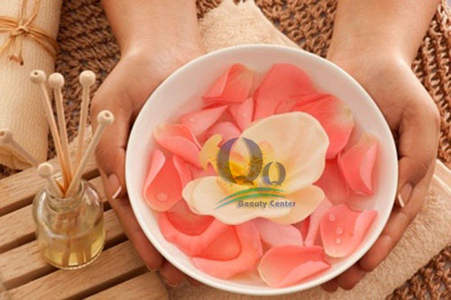 Chữa da mặt sần sùi lỗ chân lông to trong tích tắc