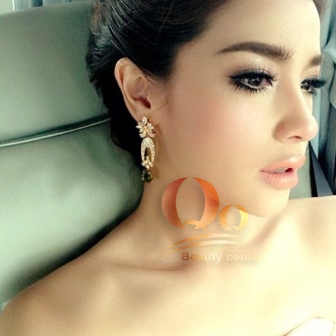 Phun chân mày tán bột giá bao nhiêu ?